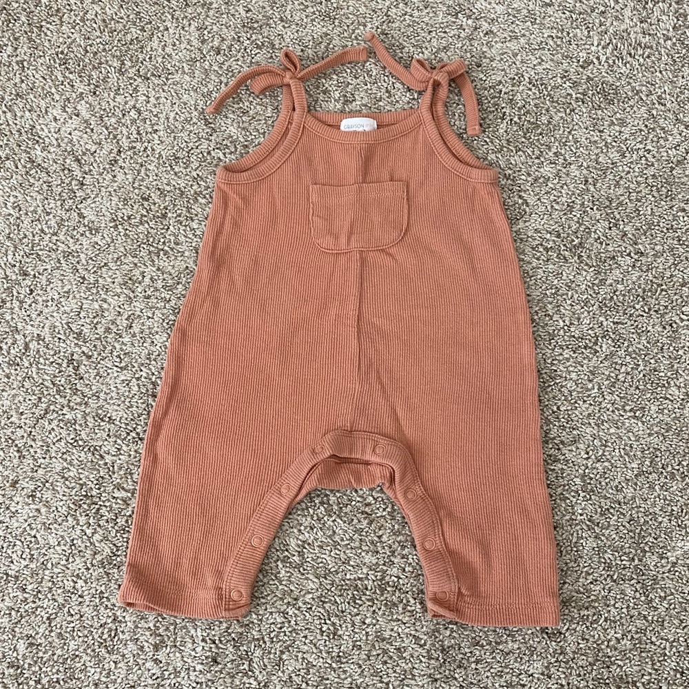 Grayson Mini baby girls romper one piece onesie jumper size 0-3 months